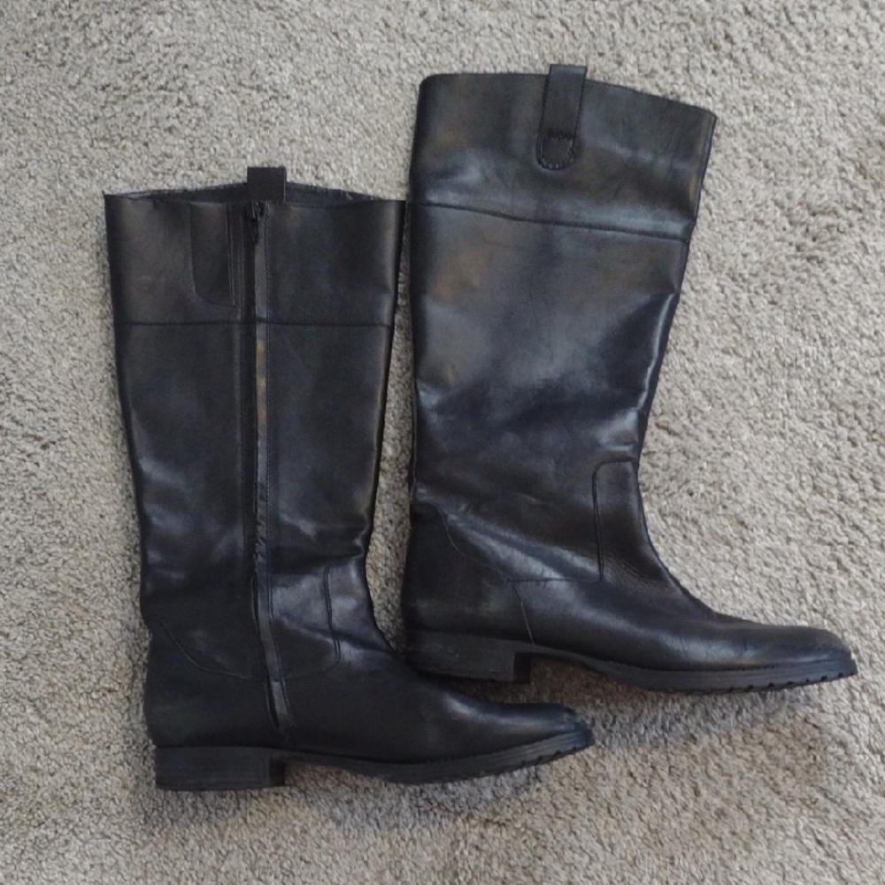 Black Leather Footwear